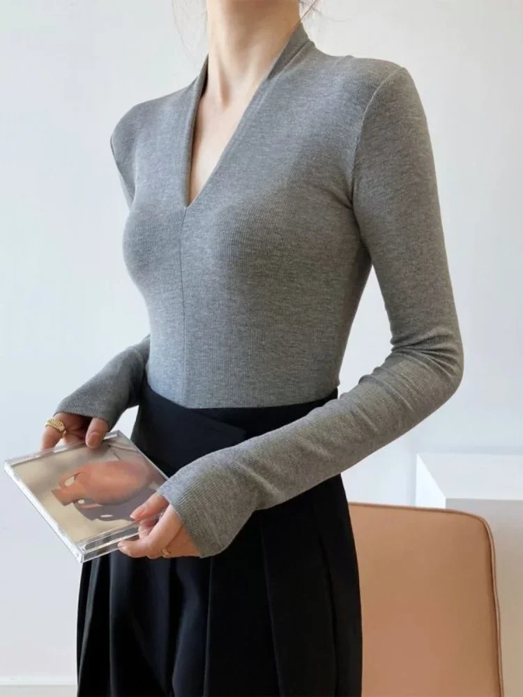 V-neck Slim Shirts Long Sleeve - Beauty & Makeup Katia Di Paola Palermo avis et prix