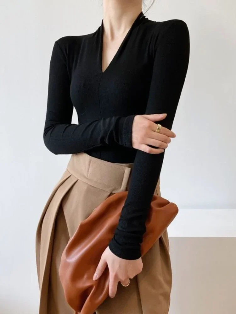 V-neck Slim Shirts Long Sleeve - Beauty & Makeup Katia Di Paola Palermo avis et prix