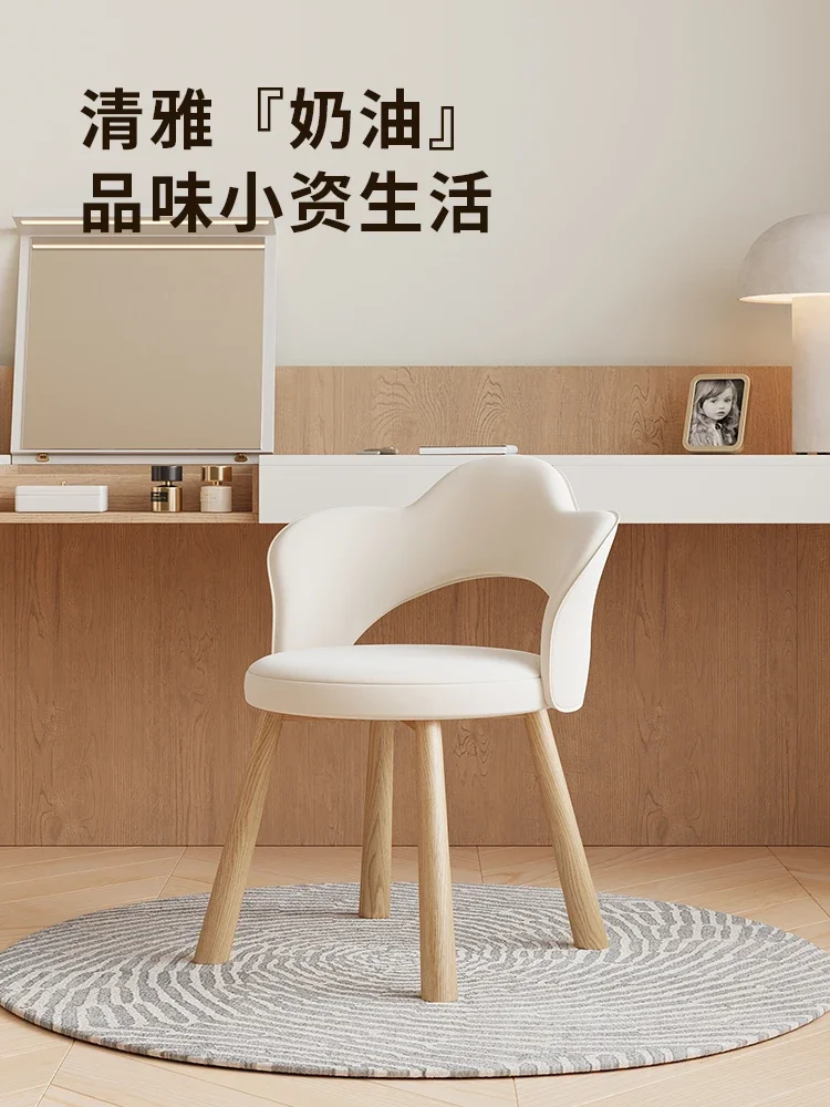 Cream style bedroom simple lig - Makeup Master Beauty Salon avis et prix