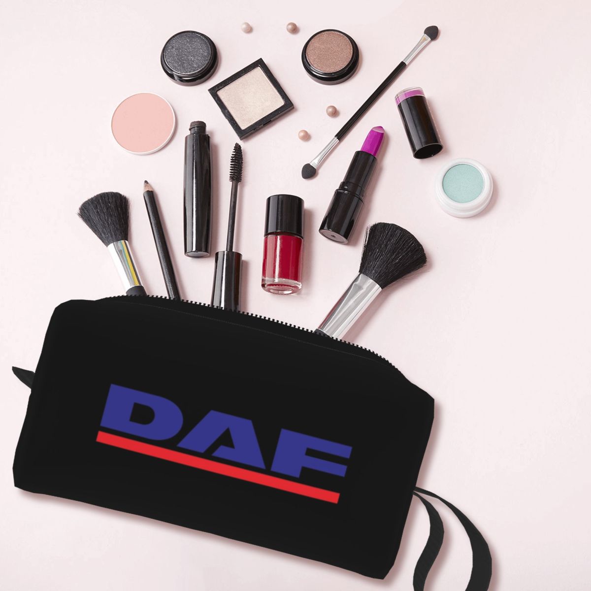 DAF Red Design Best Logo Makeu - Beauty Makeup Logo Design avis et prix