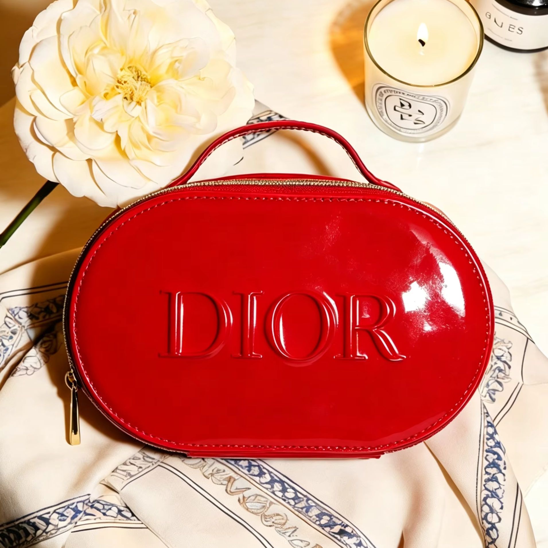 Dior’s Bag Red Cosmetic Bag Lu - Beauty Makeup Logo Design avis et prix
